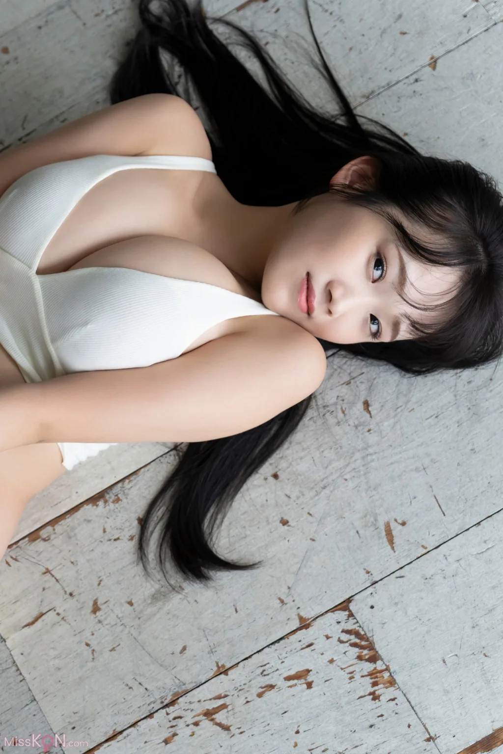 [JP] Riho Okumura (奥村梨穂): FRIDAY デジタル写真集 奇跡の神乳 Vol.1 (54 photos) – Page 3
