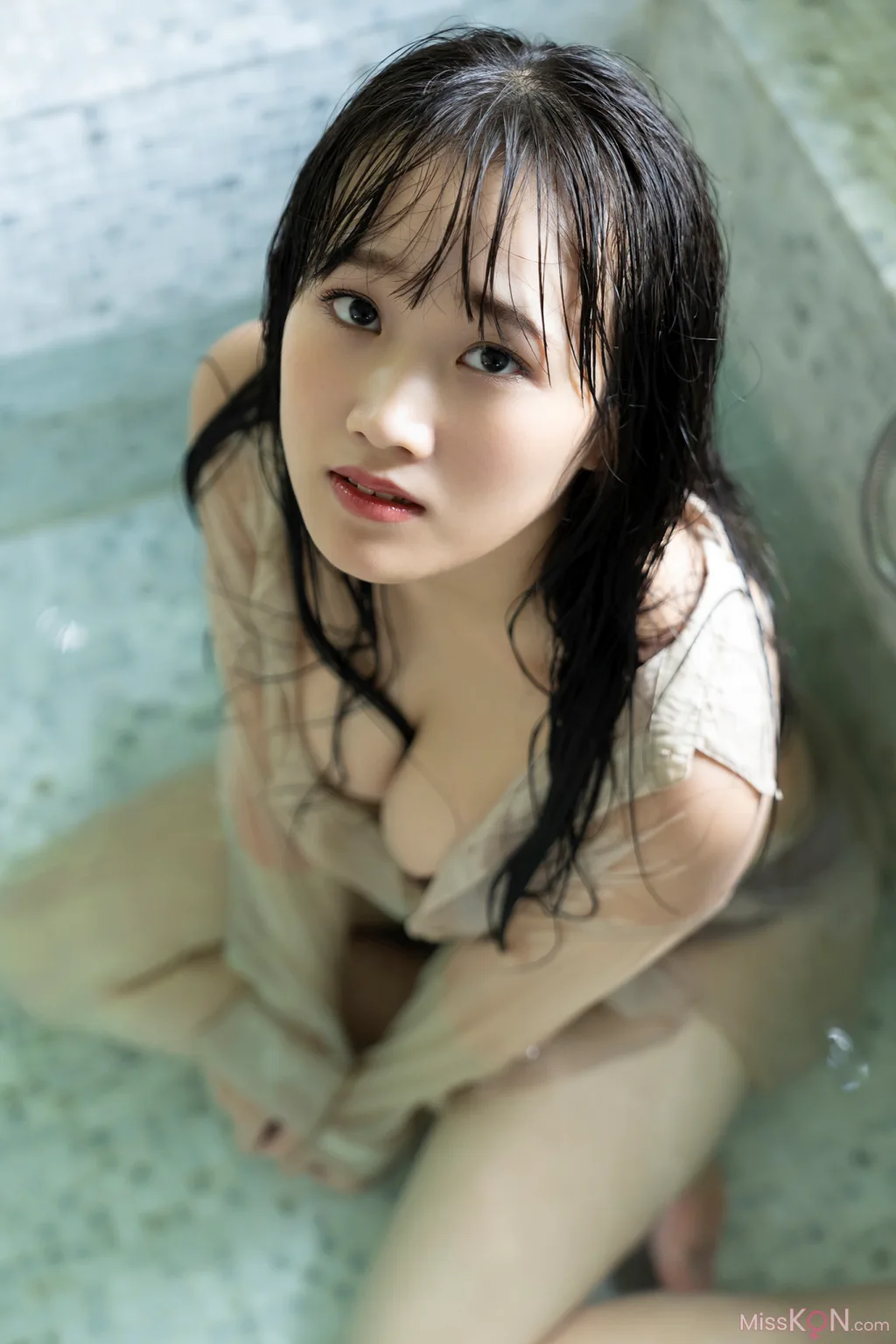 [JP] Riho Okumura (奥村梨穂): FRIDAY デジタル写真集 奇跡の神乳 Vol.3 オール未公開完全版 (102 photos)