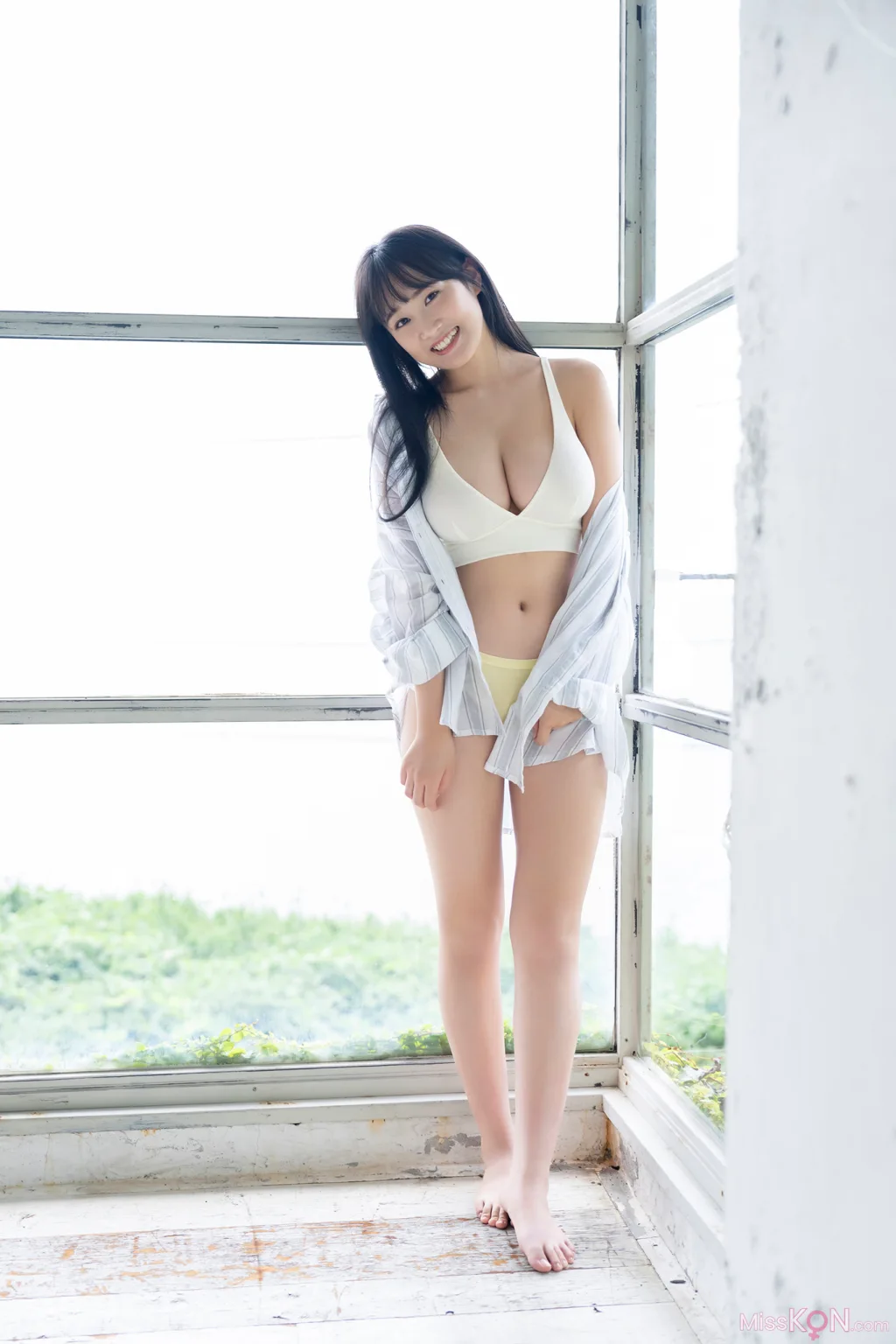 [JP] Riho Okumura (奥村梨穂): FRIDAY デジタル写真集 奇跡の神乳 Vol.3 オール未公開完全版 (102 photos)