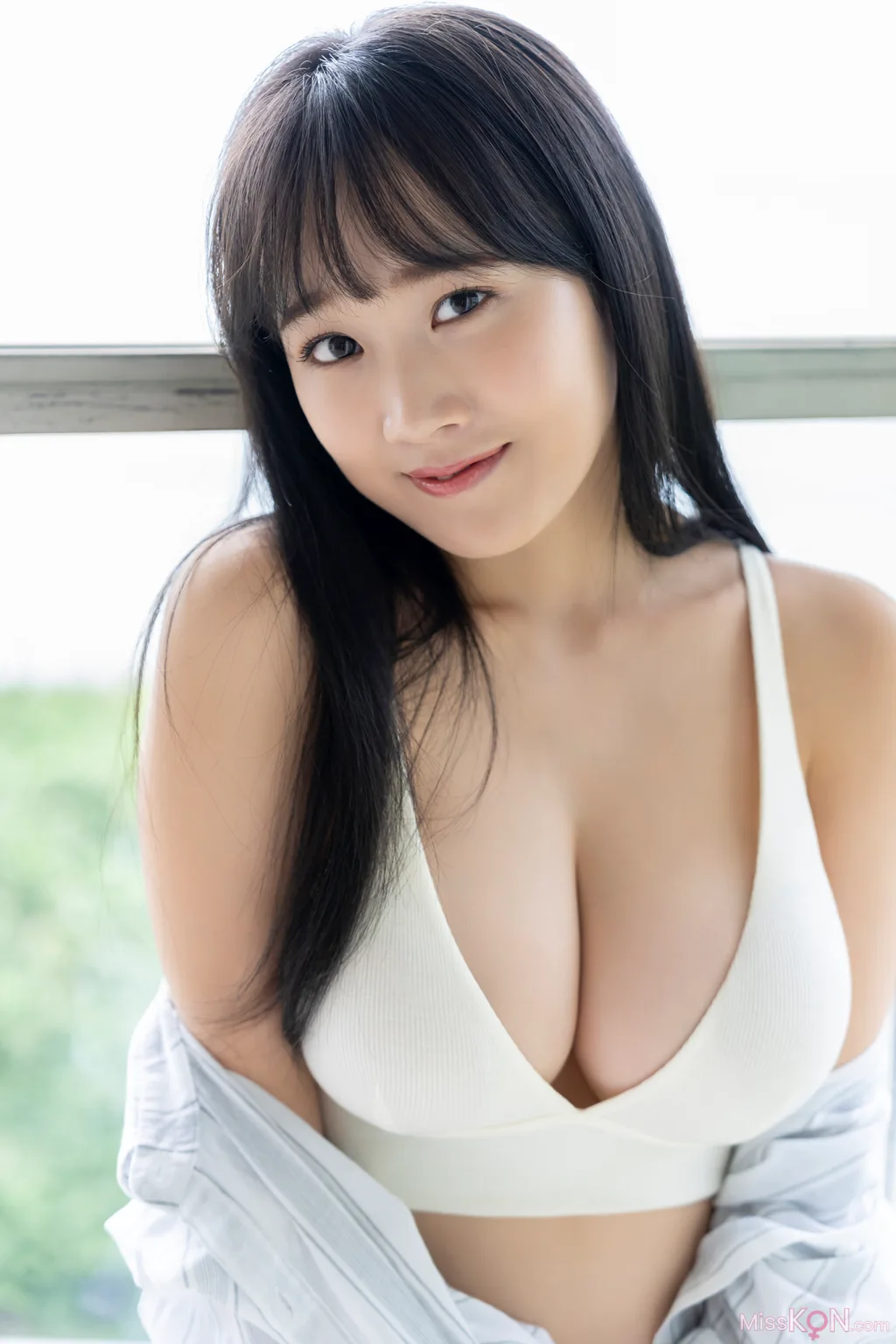 [JP] Riho Okumura (奥村梨穂): FRIDAY デジタル写真集 奇跡の神乳 Vol.3 オール未公開完全版 (102 photos)