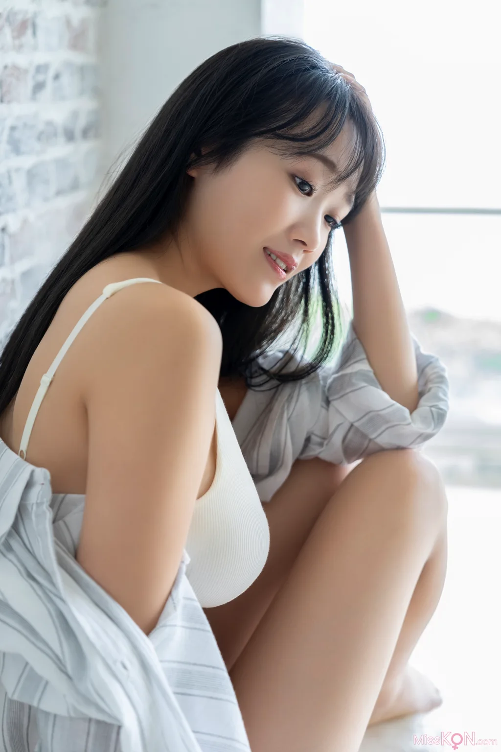 [JP] Riho Okumura (奥村梨穂): FRIDAY デジタル写真集 奇跡の神乳 Vol.3 オール未公開完全版 (102 photos)