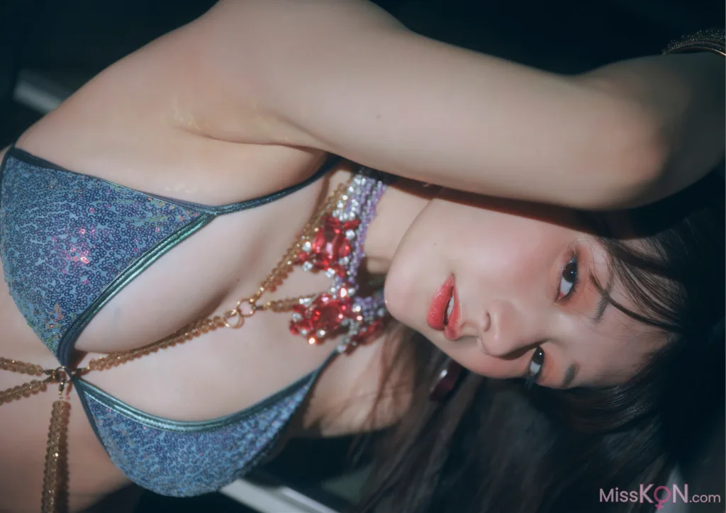 [JP] 尊みを感じて桜井: BUBKAデジタル写真集 『ここが、尊源郷』 (41 photos) – Page 2