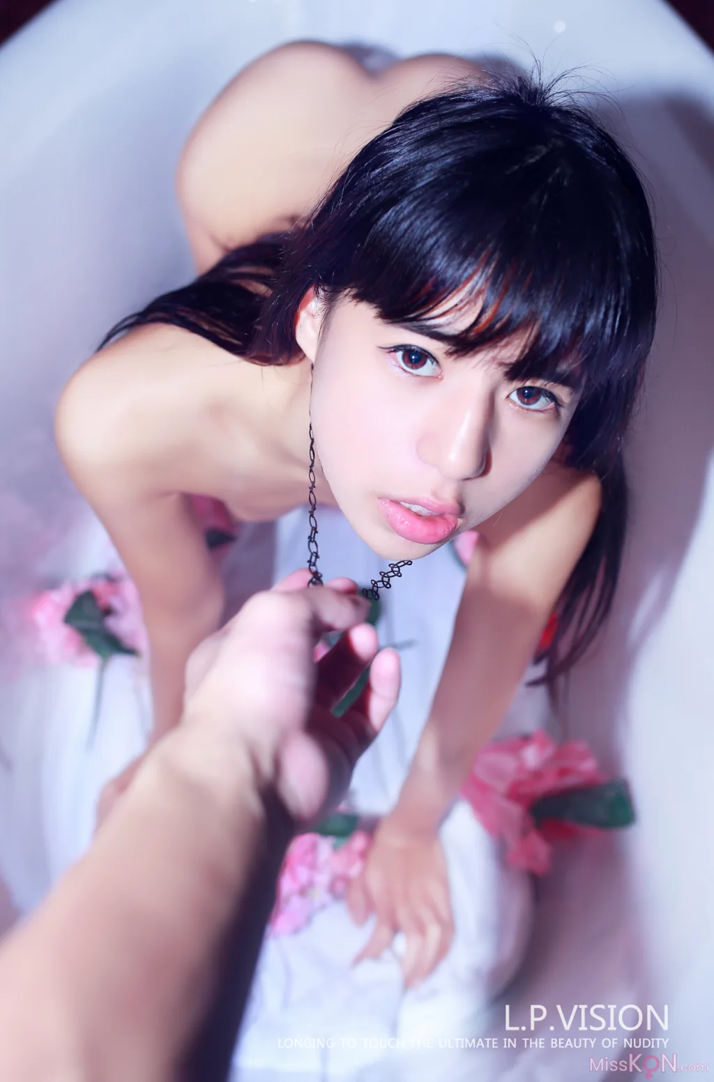 L.P.VISION Photography: 窗前粉嫩的JK小姐姐 (33 photos) – Page 2