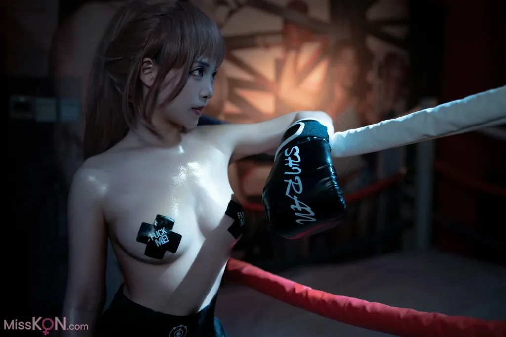 Coser@Bangni邦尼: 致命拳击 (102 photos)