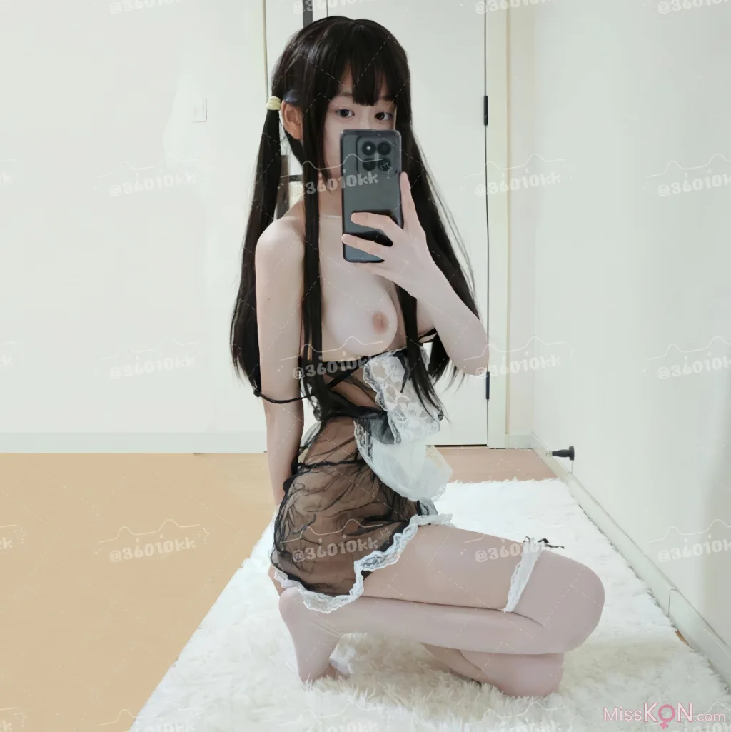 Coser@困困大王(36010kk): 嫩妹露脸 (31 photos + 83 videos)
