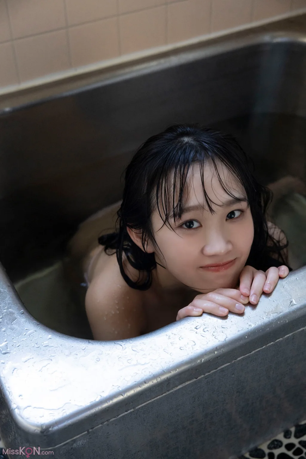 [JP] Riho Okumura (奥村梨穂): 週刊現代デジタル写真集 もう、どぎゃんすっと？Vol.1 (72 photos) – Page 5