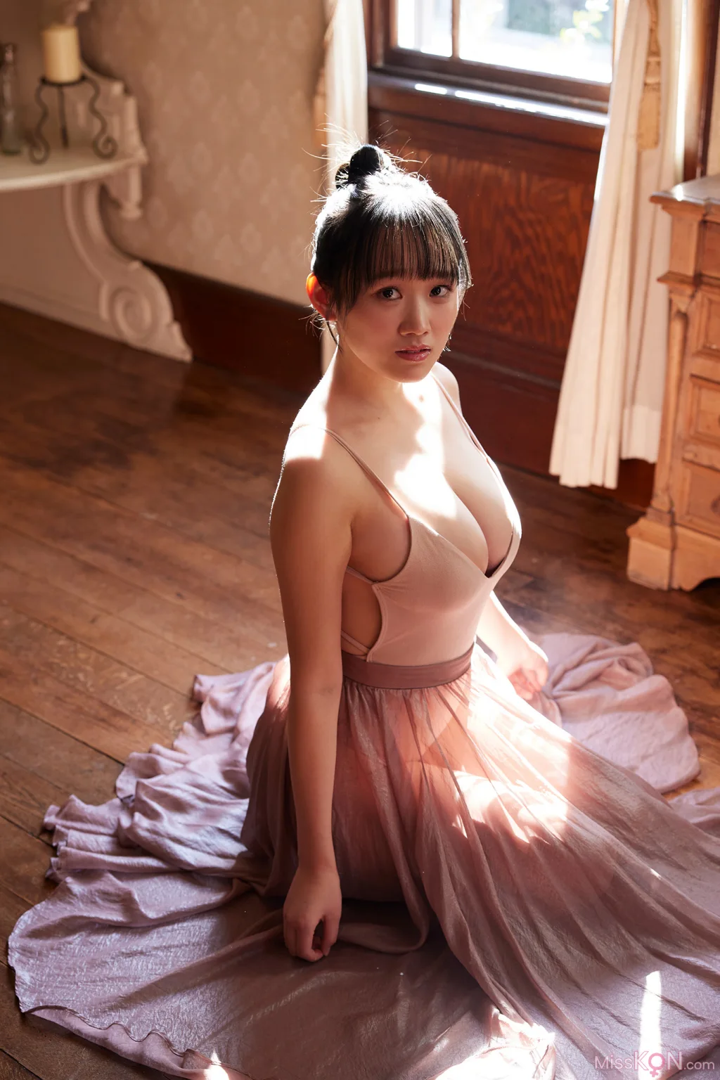[JP] Riho Okumura (奥村梨穂): 週刊ポストデジタル写真集 熊本産豊潤おっぱい (73 photos)