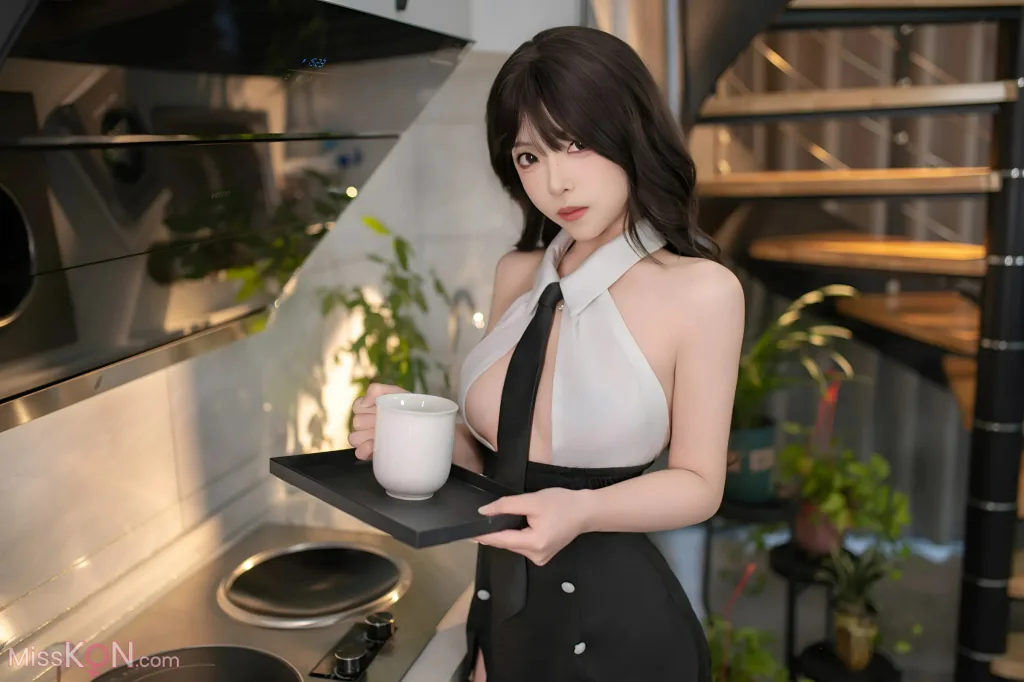 Coser@Bangni邦尼: 小职员 (81 photos)