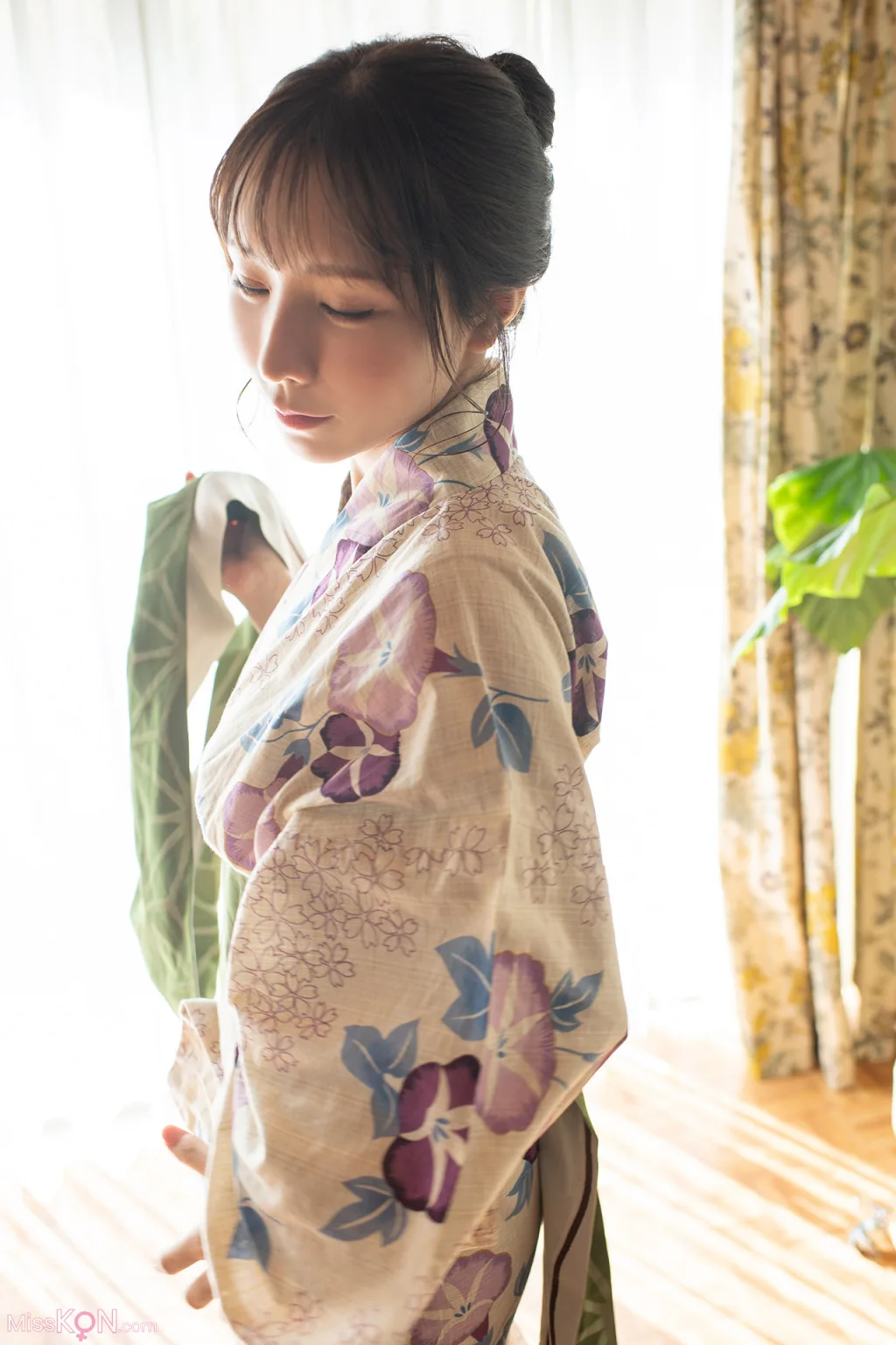 [JP] Ao Ebisaki (海老咲あお): FLASHデジタル写真集R 和を脱ぎ捨てて (76 photos) – Page 4