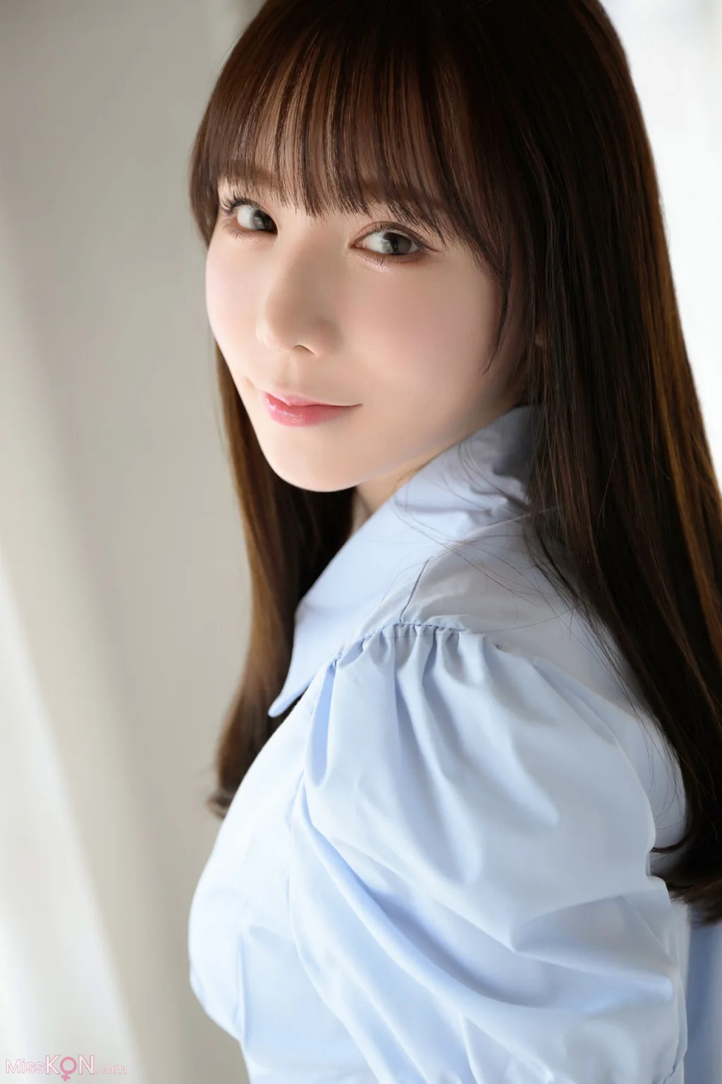 [JP] Ao Ebisaki (海老咲あお): FRIDAYデジタル写真集 あおに染まる Vol.1 (84 photos)