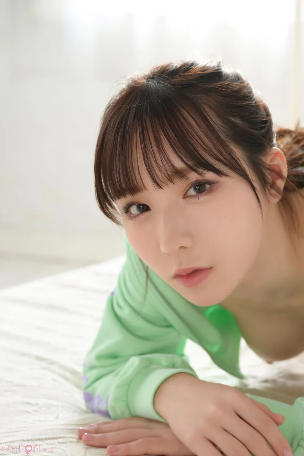 [JP] Ao Ebisaki (海老咲あお): FRIDAYデジタル写真集 あおに染まる Vol.1 (84 photos)