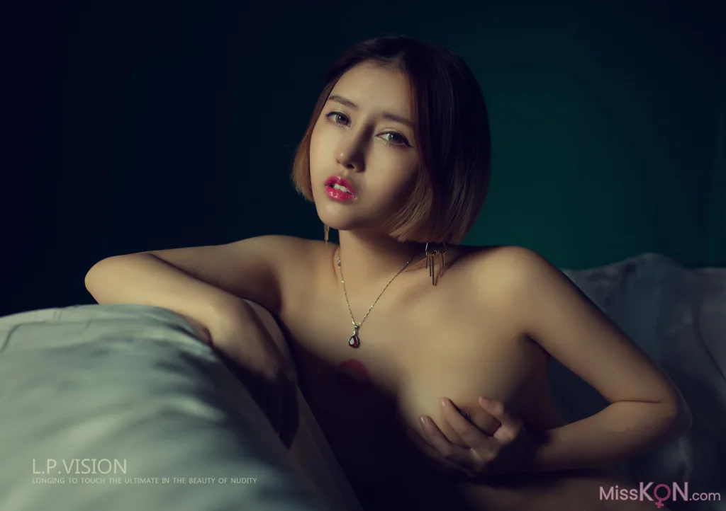 L.P.VISION Photography:《脱在分手后》 (50 photos)