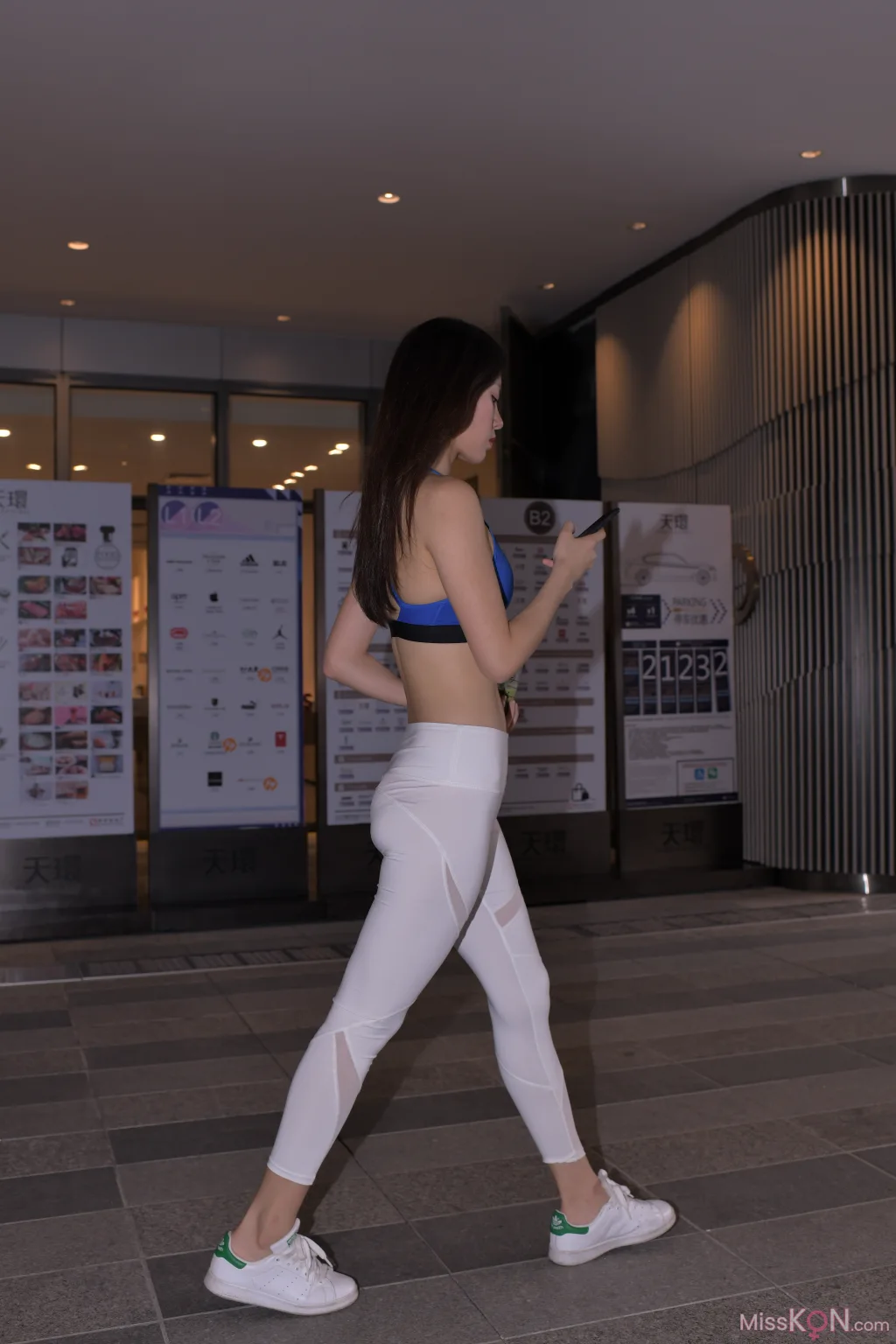 [精选街拍作品] MJ-001: 白色紧身瑜伽裤美女 (348 photos) – Page 4