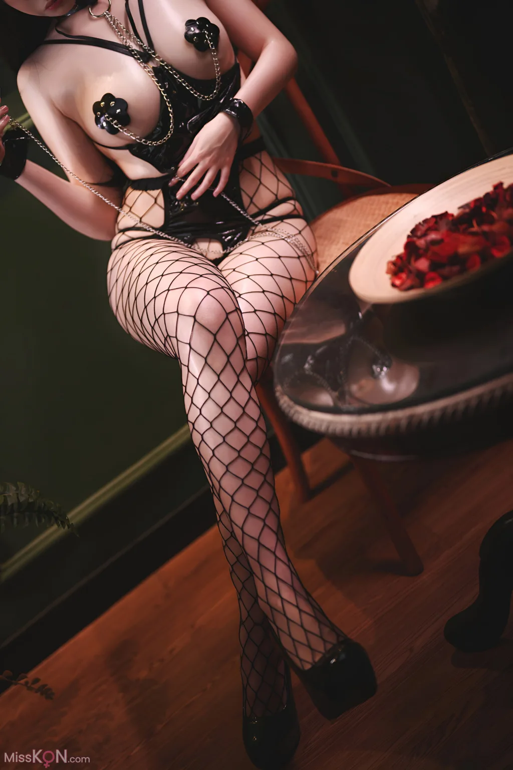 Coser@雪晴Astra: 铆钉乳贴 (36 photos)
