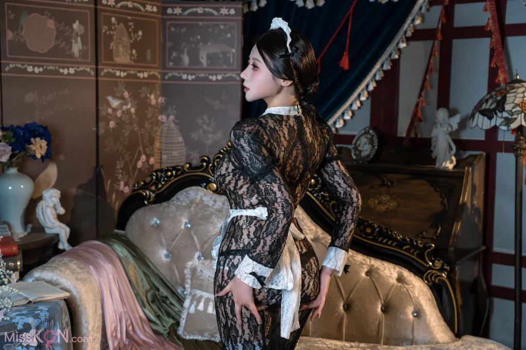 Coser@云溪溪 (Yunx1x1) &amp; 奶桃桃: 顺从 (100 photos + 1 video)