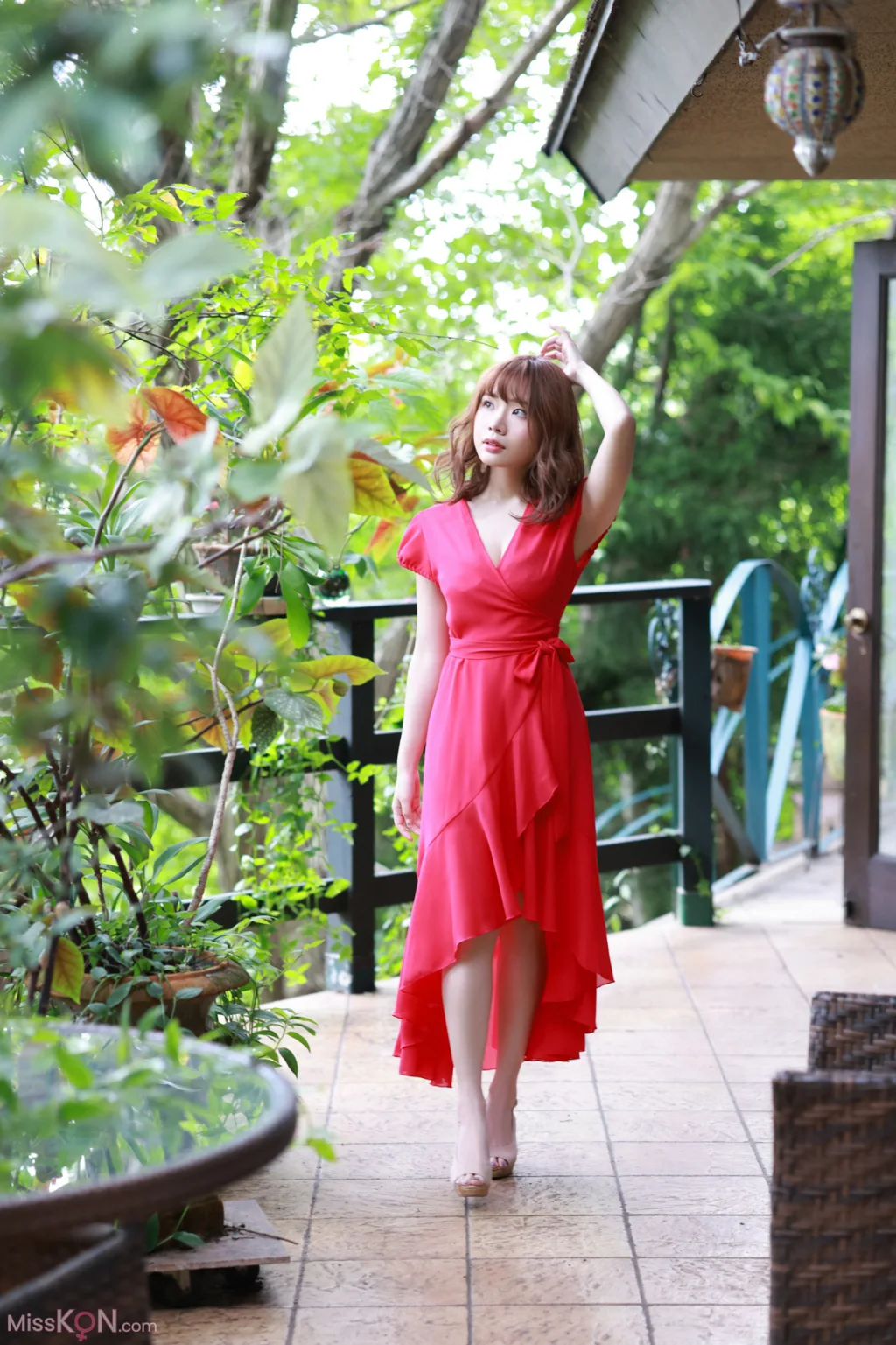 [JP] Nozomi Shirakawa (白川のぞみ): FRIDAYデジタル写真集 白蜜桃 ｖｏｌ．２ (74 photos)
