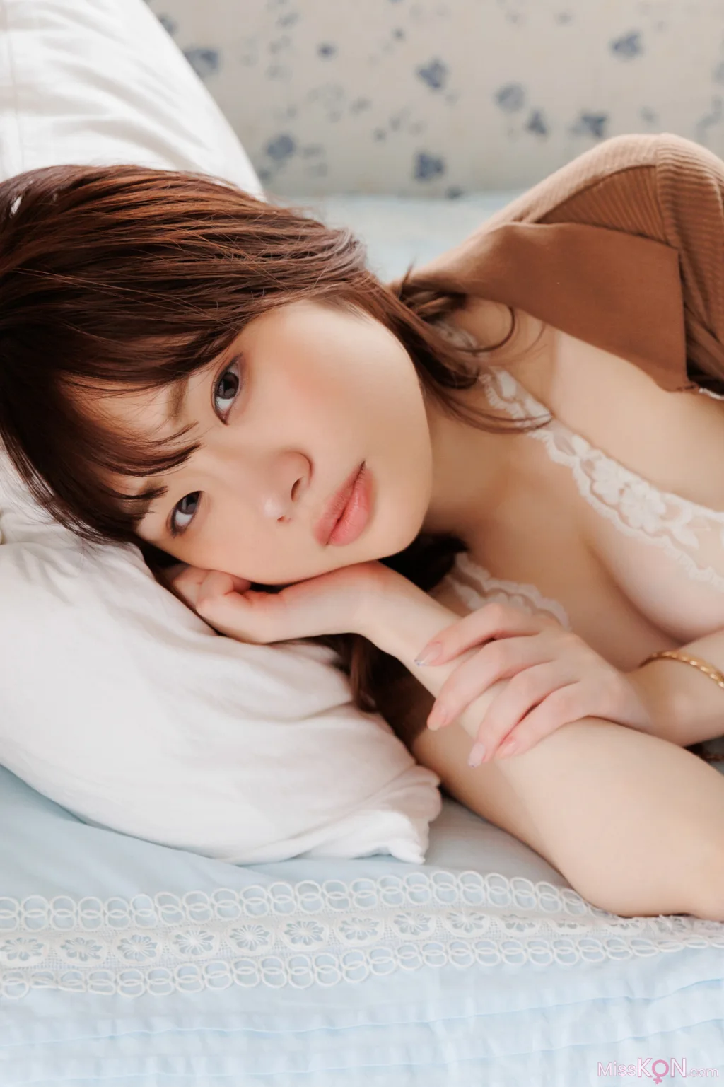 [JP] Nozomi Shirakawa (白川のぞみ): FRIDAYデジタル写真集 Ｍｏｏｎ＆Ｓｕｎ ｖｏｌ．１+２ (185 photos)
