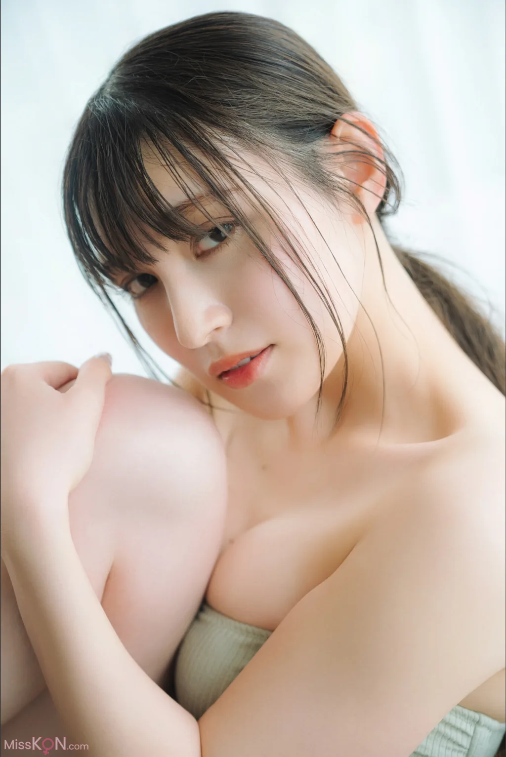 [JP] Yui Kojina (神志那結衣): FRIDAYデジタル写真集 ジーナに恋して Vol.1+2 (143 photos)
