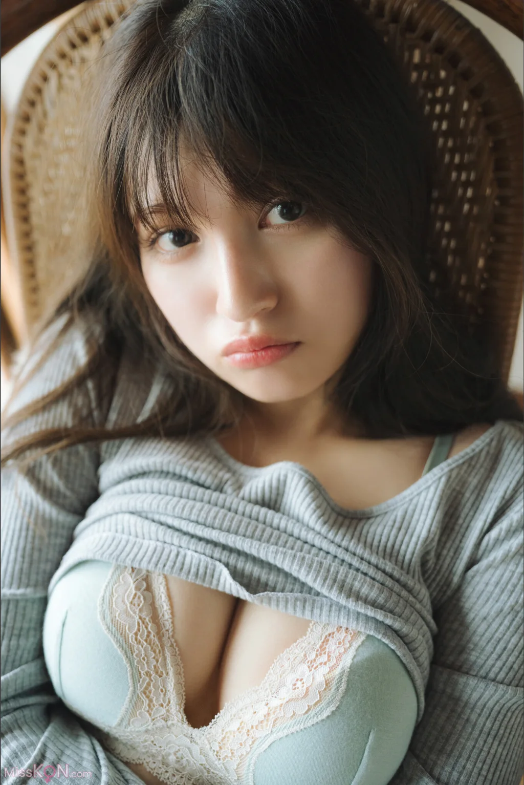 [JP] Yui Kojina (神志那結衣): FRIDAYデジタル写真集 ジーナに恋して Vol.1+2 (143 photos)