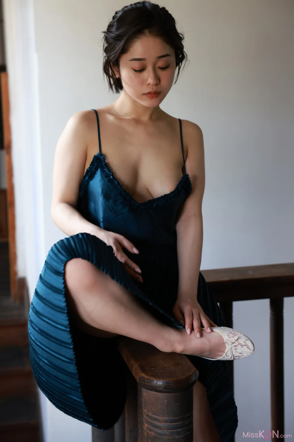 [JP] MINAMO: 週刊ポストデジタル写真集 煌めきの波紋 (79 photos)