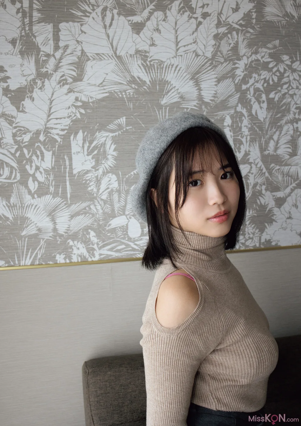 [JP] Riko Suzuhara (鈴原りこ): 写真集 もっといっぱい、すきになる。 (114 photos)