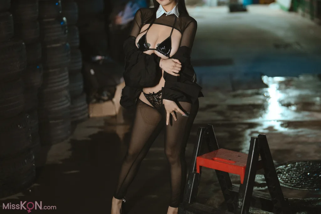 Coser@浅安安: 逆兔女郎 (71 photos)