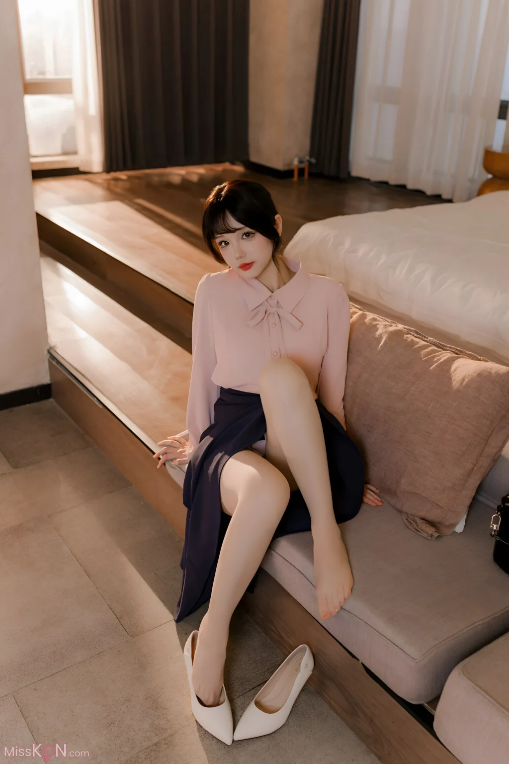 Coser@雪晴Astra: 肉丝通勤OL (71 photos + 1 video)