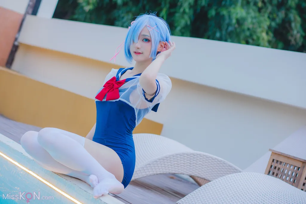 Coser@幼愛Youmeko: 蕾姆泳装 (18 photos)