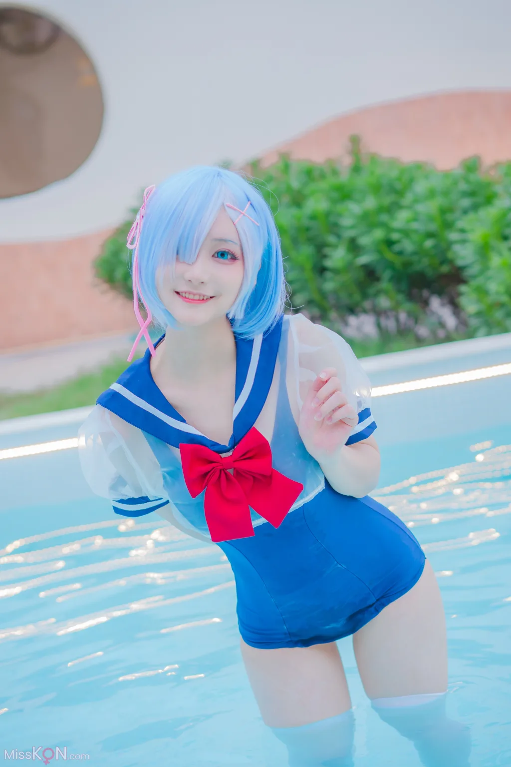 Coser@幼愛Youmeko: 蕾姆泳装 (18 photos)