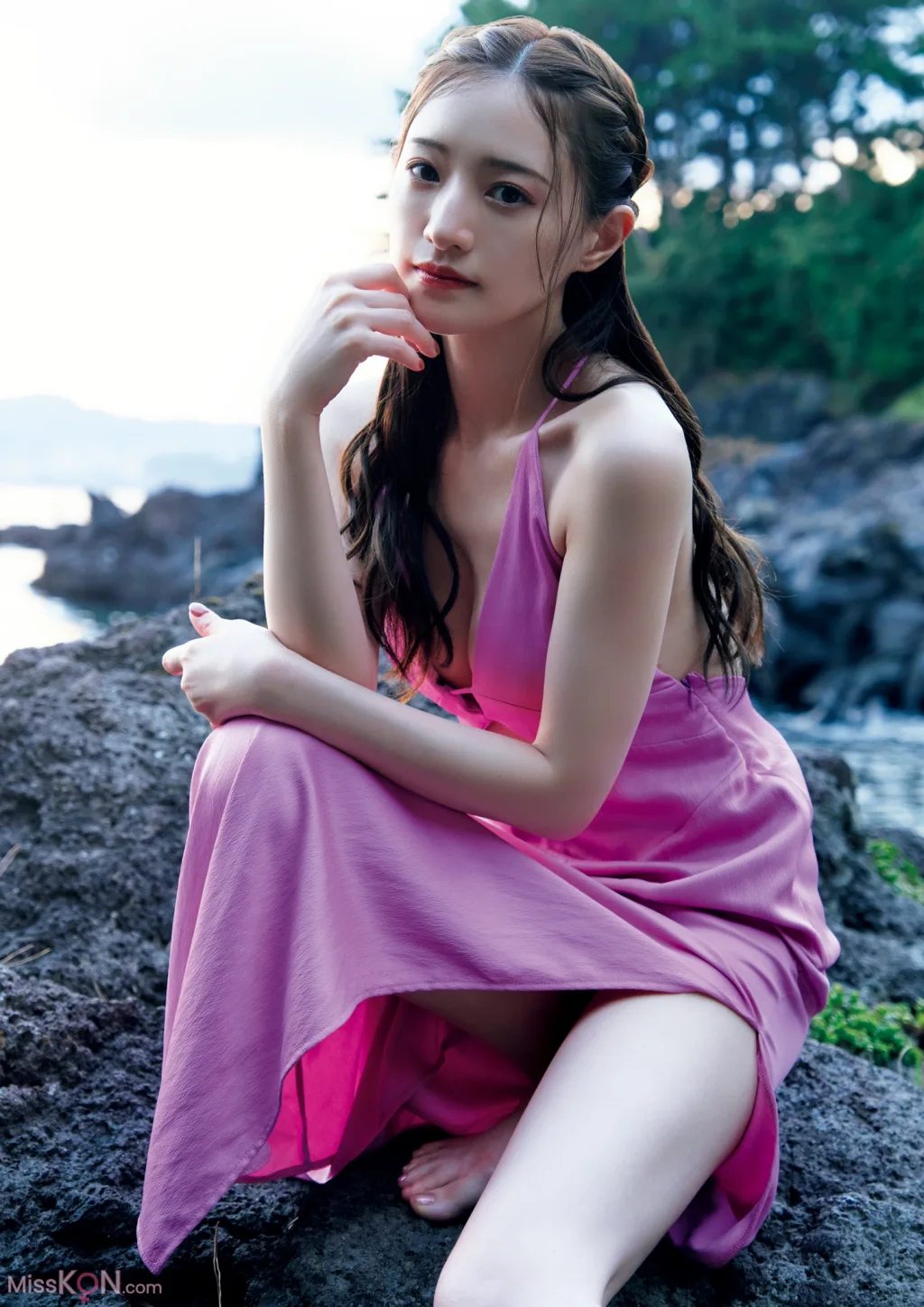 [JP] Kana Nakada (中田花奈): ２ｎｄ写真集 掻き立てる (150 photos)