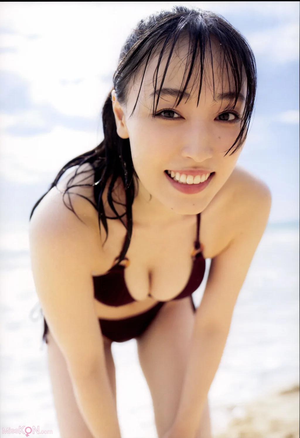 [JP] Mizuki Fukumura (譜久村聖): モーニング娘。’23 ラスト写真集 『 LAST SCENE 』 (137 photos) – Page 2