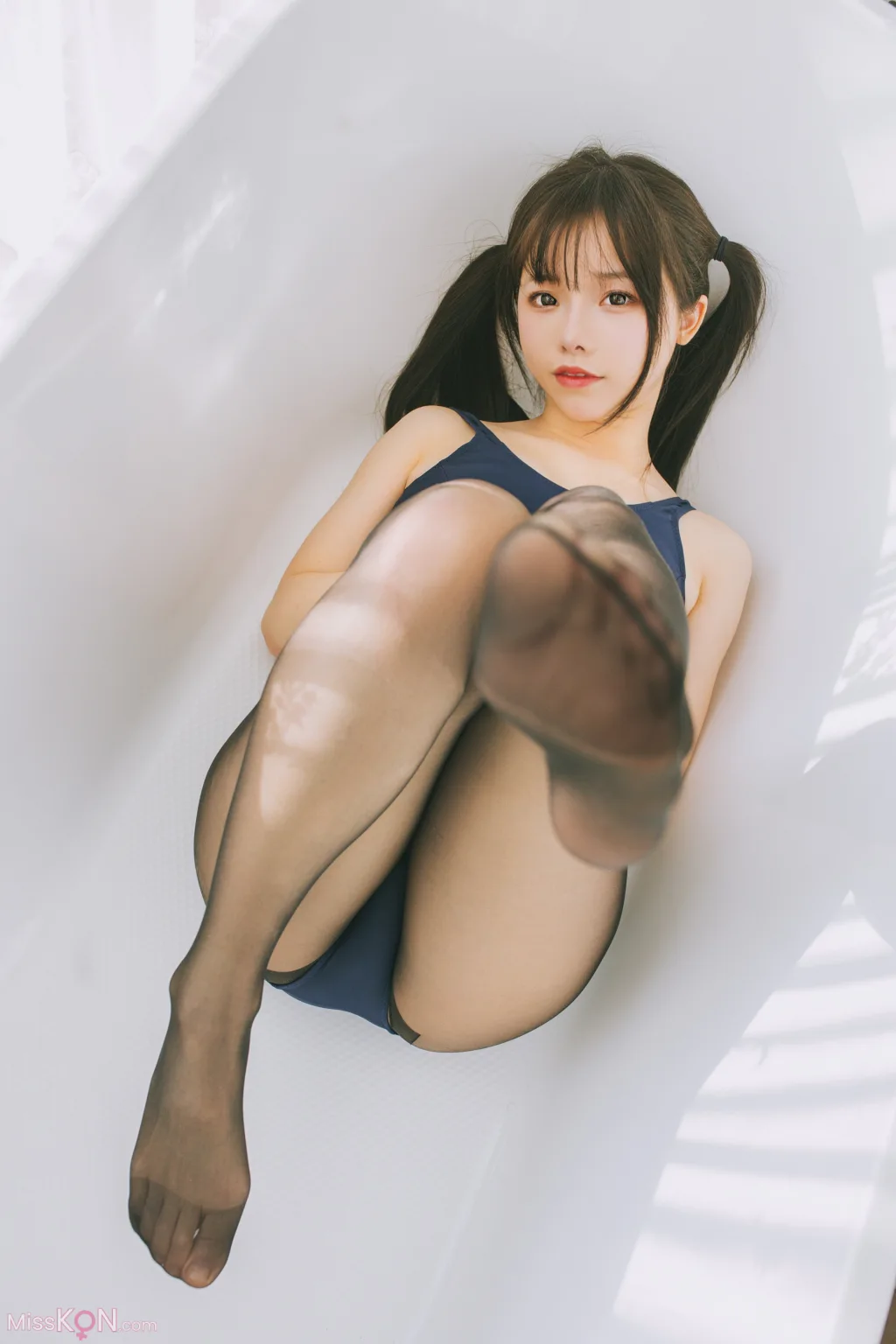 Coser@六味帝皇酱: 死库水 (28 photos)