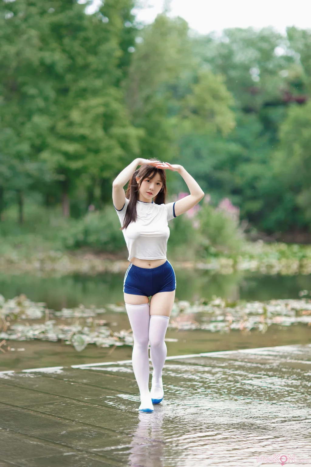 Coser@六味帝皇酱: 体操服 (60 photos)