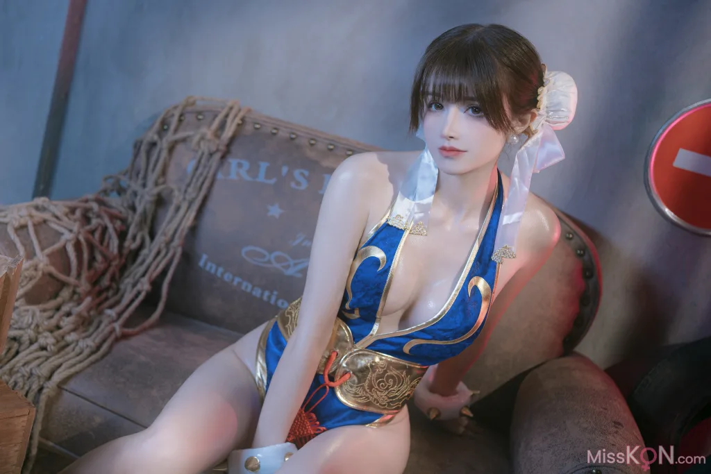 Coser@鹿八岁: 春丽的格斗辅导 (90 photos)