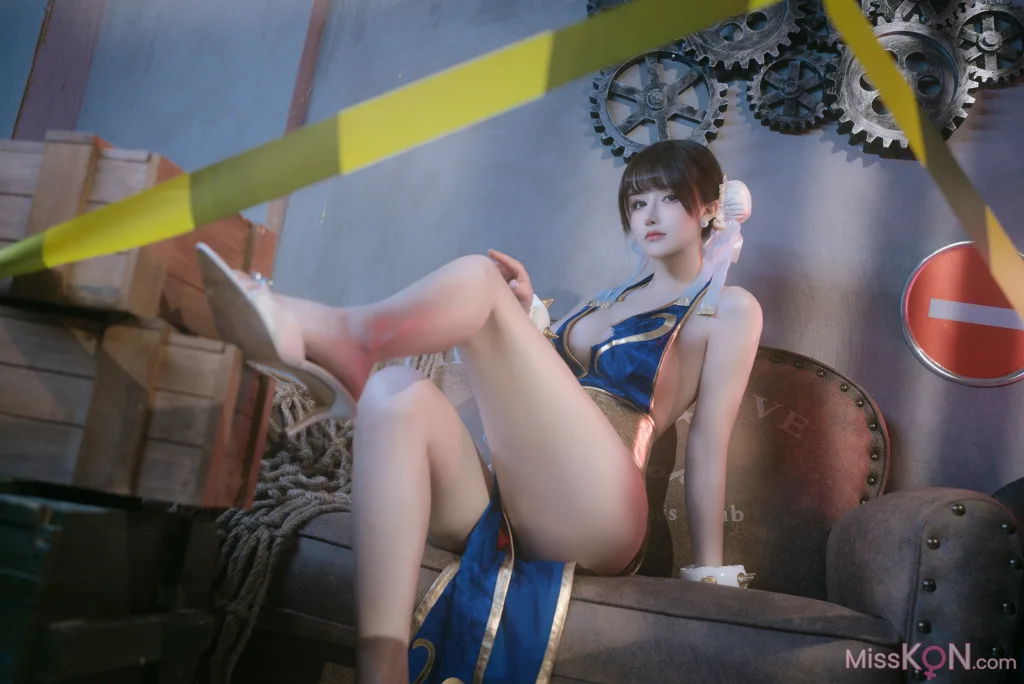 Coser@鹿八岁: 春丽的格斗辅导 (90 photos)