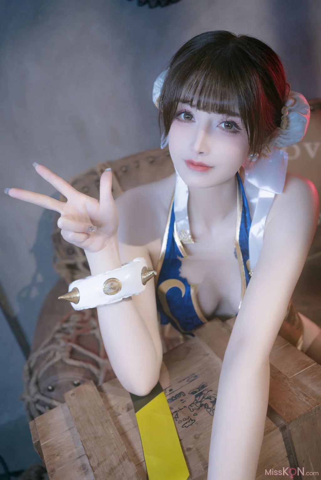 Coser@鹿八岁: 春丽的格斗辅导 (90 photos)