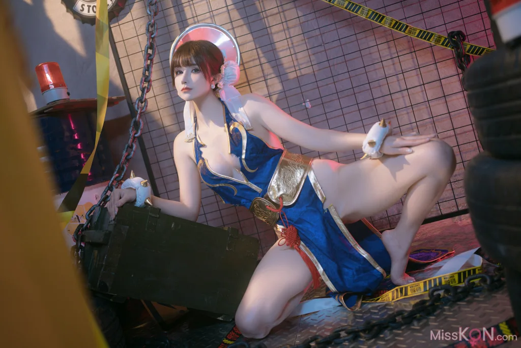 Coser@鹿八岁: 春丽的格斗辅导 (90 photos)