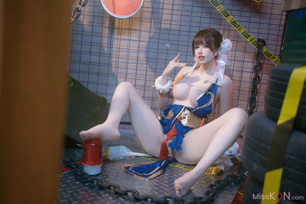 Coser@鹿八岁: 春丽的格斗辅导 (90 photos)