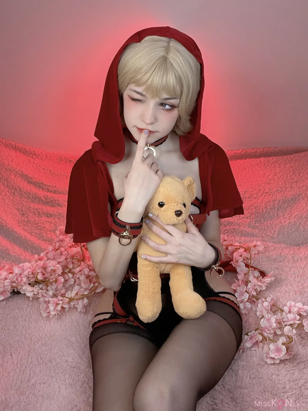 Coser@Tenletters: 小红帽与大灰狼 (48 photos)