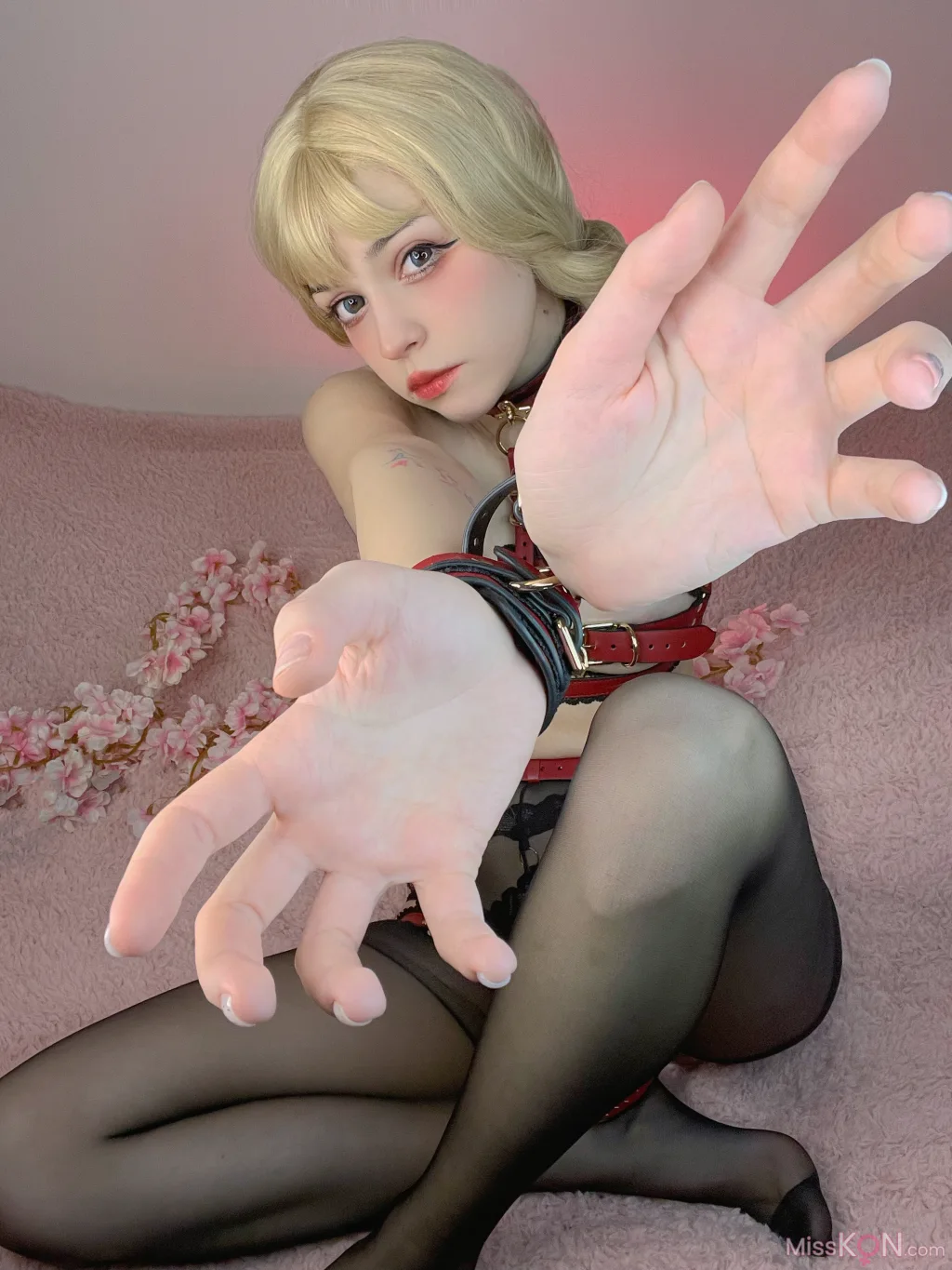 Coser@Tenletters: 小红帽与大灰狼 (48 photos)