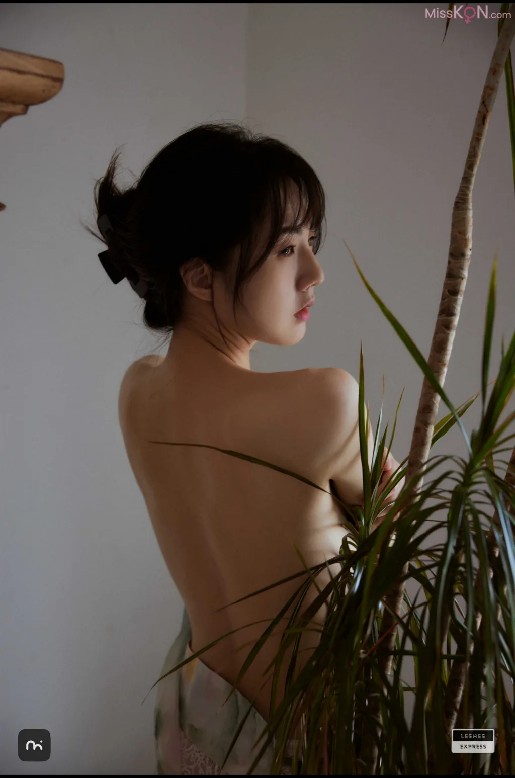 [LE] LERB-229: Ray (59 photos)