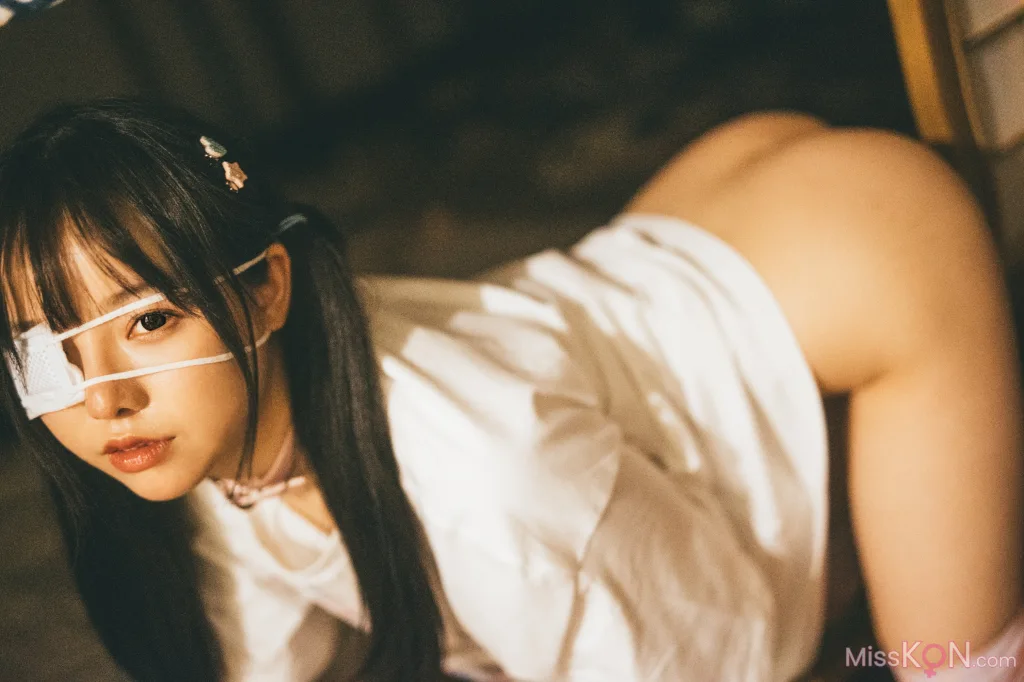 Coser@六味帝皇酱: 午后的少女 (84 photos)