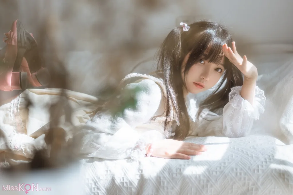 Coser@六味帝皇酱: 小艺LOX洛丽塔 (71 photos)