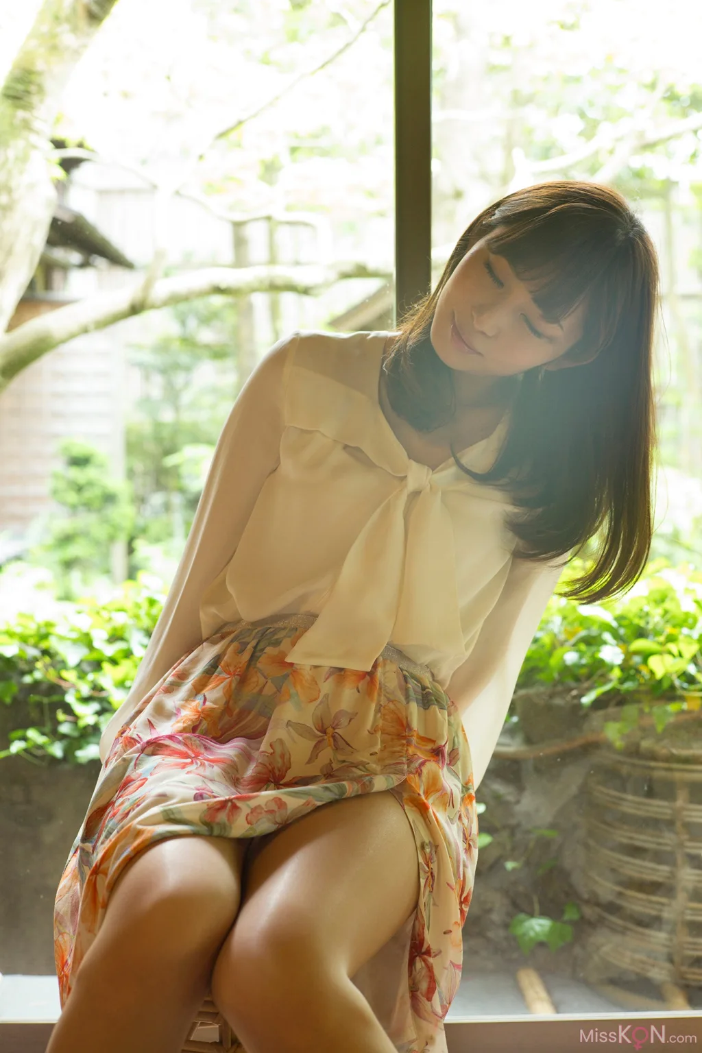 [JP] Misumi Shiochi (塩地美澄): 週刊現代デジタル写真集 「日本一ＳＥＸＹな美女アナと温泉旅」 (91 photos)