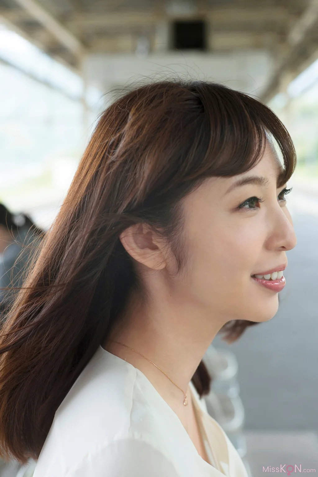 [JP] Misumi Shiochi (塩地美澄): 週刊現代デジタル写真集 「日本一ＳＥＸＹな美女アナと温泉旅」 (91 photos)