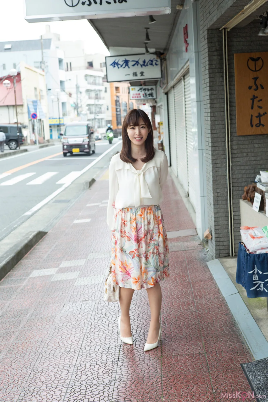 [JP] Misumi Shiochi (塩地美澄): 週刊現代デジタル写真集 「日本一ＳＥＸＹな美女アナと温泉旅」 (91 photos)