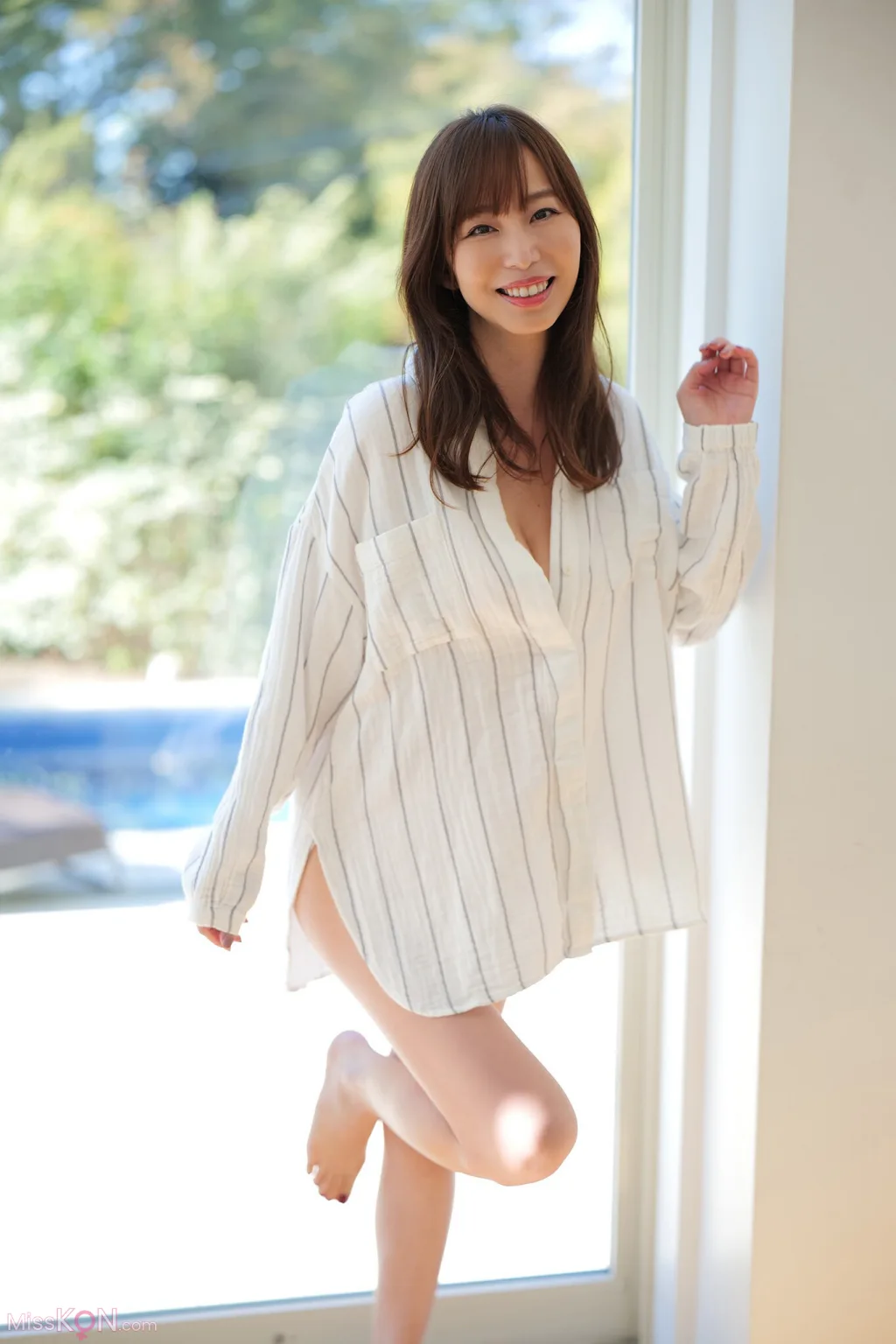 [JP] Misumi Shiochi (塩地美澄): 週刊ポストデジタル写真集 女子アナ桃源郷 (64 photos)