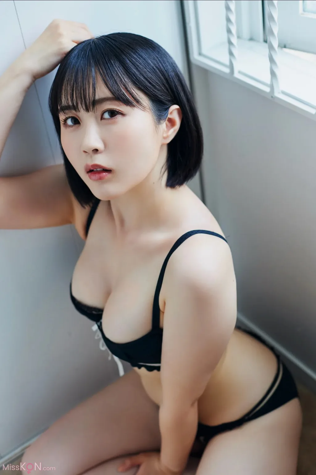 [JP] Yuki Yomichi (夜道雪): FRIDAYデジタル写真集 ぎゅーってしよ (159 photos)