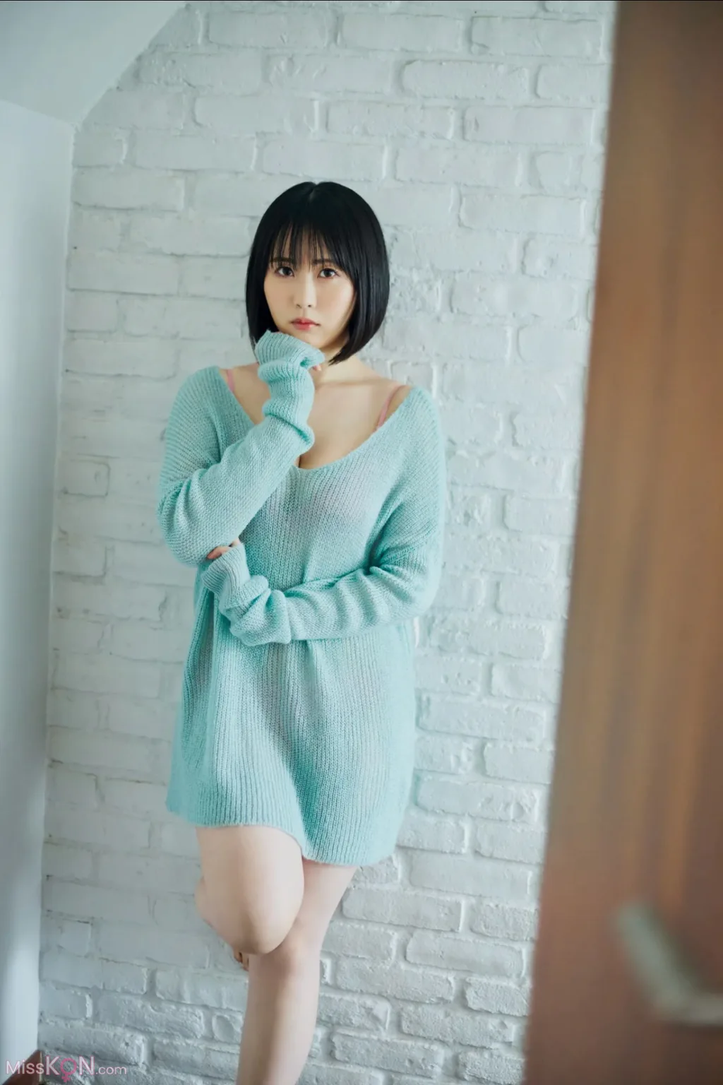 [JP] Yuki Yomichi (夜道雪): FRIDAYデジタル写真集 ぎゅーってしよ (159 photos)