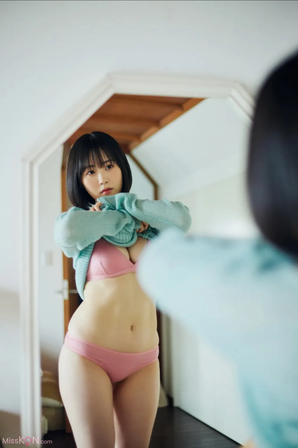 [JP] Yuki Yomichi (夜道雪): FRIDAYデジタル写真集 ぎゅーってしよ (159 photos)